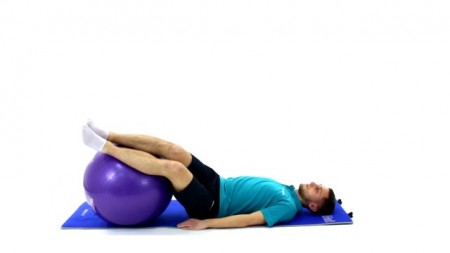 Ćwiczenia przeciwzakrzepowe kończyn dolnych z wykorzystaniem piłki gimnastycznej 2 (ćw. 6028) - Vimeo thumbnail